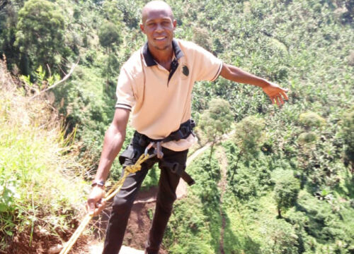 Abseiling/Rappelling