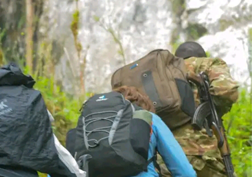 Sipi Falls Hike (Extended Walks)